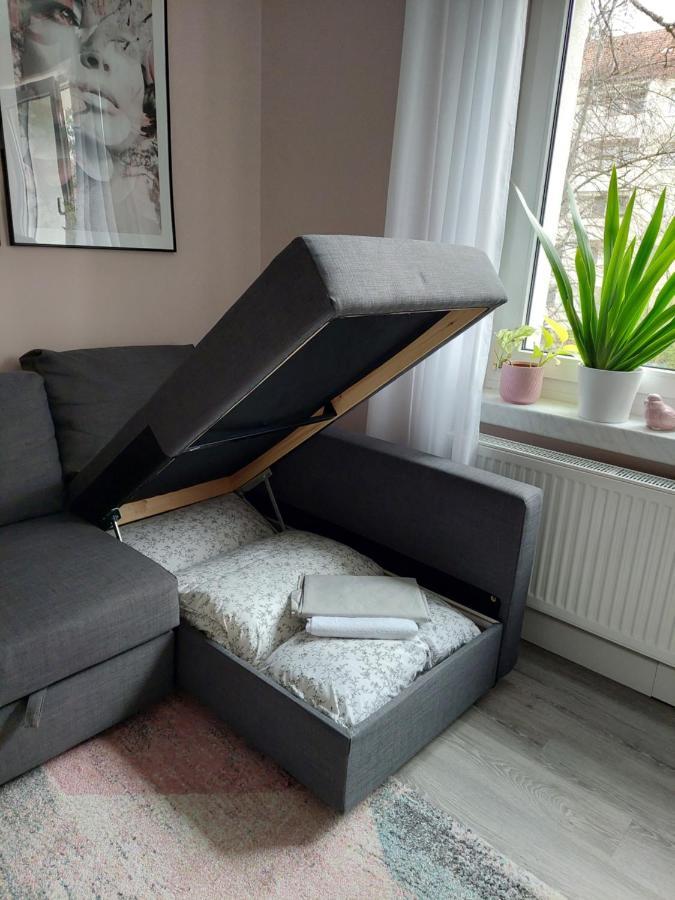 Helles Modern Eingerichtetes Apartment Halle  Exteriör bild